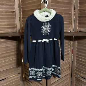 NWOT Snowflake Holiday Dress